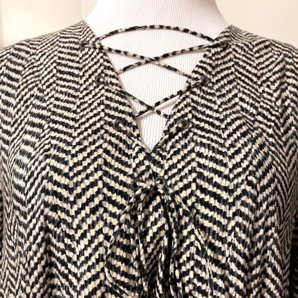 11.1. Tylho Lace-Up Striped 3/4 Sleeve Dress Size S - Picture 5 of 5